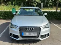 Gebraucht Audi A1 104 PS (76 kW) 2011 Silber Kleinwagen