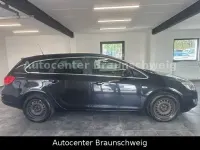 Używany Opel Astra Design Edition 140 KM (102 kW) 2012 Czarny Kombi
