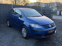 Gebraucht VW Golf IV Trendline 75 PS (55 kW) 2005 Laserblue perleffekt Kleinwagen