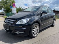 Gebraucht Mercedes B200 140 PS (102 kW) 2010 Schwarz Van / Kleinbus