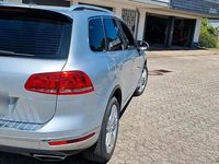 Gebraucht VW Touareg 262 PS (192 kW) 2016 Silber SUV