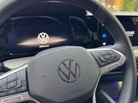 Gebraucht VW Golf VIII Move 2024 Silber Kleinwagen