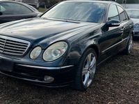 Gebraucht Mercedes E240 177 PS (130 kW) 2002 Schwarz Limousine
