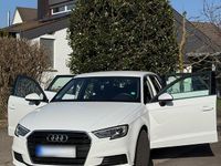 Gebraucht Audi A3 150 PS (110 kW) 2018 Weiß Limousine