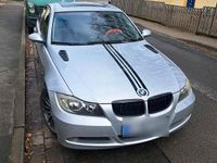 Gebraucht BMW 320 150 PS (110 kW) 2007 Silber Limousine