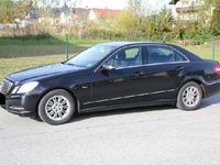 Gebraucht Mercedes E200 136 PS (100 kW) 2012 Schwarz metallic Limousine