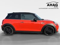 Gebraucht Mini Cooper 136 PS (100 kW) 2019 Schwarz Kleinwagen
