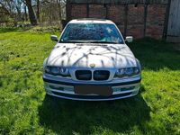 Gebraucht BMW 318 118 PS (86 kW) 2002 Silber Limousine