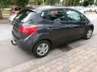 Gebraucht Kia Venga 90 PS (66 kW) 2012 Grau Kleinwagen