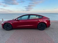 Gebraucht Tesla Model 3 Long Range AWD 323 kW (440 PS) 2024 Rot Limousine