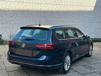 Gebraucht VW Passat 120 PS (88 kW) 2015 Blau Kombi