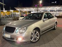 Gebraucht Mercedes E200 163 PS (119 kW) 2005 Silber Limousine
