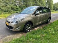 Gebraucht Renault Grand Scénic III Expression 110 PS (80 kW) 2011 Braun Van / Kleinbus