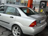 Gebraucht Ford Focus 90 PS (66 kW) 1999 Grau Limousine
