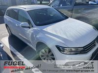 Gebraucht VW Passat Business 150 PS (110 kW) 2021 Pure white Kombi