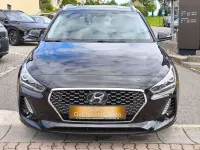 Gebraucht Hyundai i30 Premium 140 PS (102 kW) 2018 Phantom black Kombi