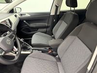 Gebraucht VW Polo IQ Drive 95 PS (69 kW) 2024 Silver metallic Kleinwagen