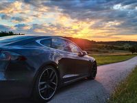 Gebraucht Tesla Model S 386 kW (525 PS) 2018 Grau Kleinwagen