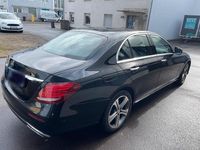 Gebraucht Mercedes E350 Avantgarde 258 PS (189 kW) 2016 Schwarz Limousine