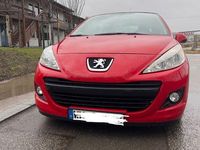 Gebraucht Peugeot 207 Urban Move 95 PS (69 kW) 2011 Rot Limousine