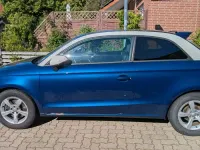 Gebraucht Audi A1 Competition 105 PS (77 kW) 2012 Blau Kleinwagen