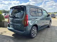 Neu Opel Combo Life 102 PS (75 kW) 2026 Kiama blau