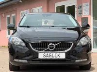 Gebraucht Volvo V40 Kinetic 150 PS (110 kW) 2016 Schwarz Limousine