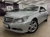 Używany Mercedes E350 231 KM (169 kW) 2009 Srebrny Coupe