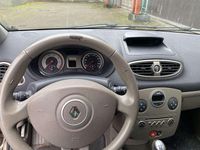 Gebraucht Renault Clio II Initiale 111 PS (81 kW) 2006 Limousine
