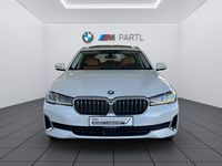 Gebraucht BMW 540 Luxury Line 333 PS (244 kW) 2020 Mineralweiß Kombi