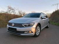 Gebraucht VW Passat Comfortline 150 PS (110 kW) 2018 Silber Kombi