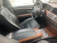 Gebraucht BMW 735 272 PS (200 kW) 2001 Grau Limousine