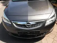Gebraucht Opel Astra 116 PS (85 kW) 2010 Grau Limousine