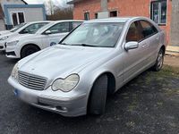 Gebraucht Mercedes 220 143 PS (105 kW) 2001 Silber Limousine