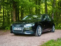 Gebraucht Audi A3 Ambiente 150 PS (110 kW) 2014 Schwarz Limousine