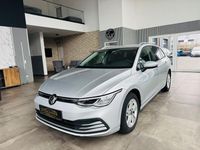 Gebraucht VW Golf VIII Life 150 PS (110 kW) 2024 Reflexsilber Kombi