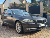 Gebraucht BMW 520 184 PS (135 kW) 2012 Schwarz Kombi