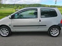 Gebraucht Renault Twingo 58 PS (42 kW) 2004 Silber Kleinwagen