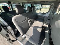 Gebraucht Opel Vivaro 90 PS (66 kW) 2009 Silber Van / Kleinbus