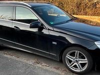 Gebraucht Mercedes E200 Avantgarde 184 PS (135 kW) 2012 Schwarz Kombi
