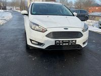 Gebraucht Ford Focus Titanium 120 PS (88 kW) 2016 Weiß Kombi