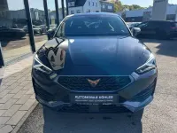 Second-hand Cupra Leon 150 CP (110 kW) 2023 Negru Berlinǎ