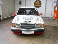 Second-hand Mercedes 190 220 CP (161 kW) 1990 Alb Berlinǎ