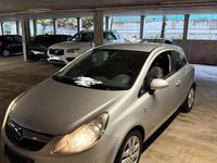 Gebraucht Opel Corsa 90 PS (66 kW) 2010 Silber Kleinwagen
