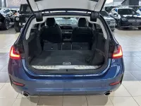 Gebraucht BMW 330 Sport Line 252 PS (185 kW) 2021 Blau phytonicblau metallic (metallic) Kombi
