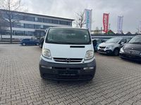 Gebraucht Opel Vivaro 101 PS (74 kW) 2002 Weiß Van / Kleinbus