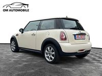 Gebraucht Mini Cooper 122 PS (89 kW) 2012 Weiß Kleinwagen
