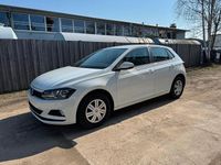 Gebraucht VW Polo 65 PS (47 kW) 2017 Weiß Kleinwagen