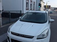 Gebraucht Ford Kuga Titanium 163 PS (119 kW) 2013 Weiß SUV