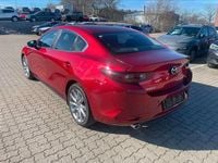Gebraucht Mazda 3 Sky 150 PS (110 kW) 2023 Rot Limousine